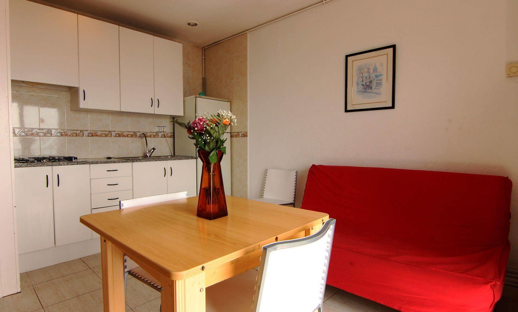 Apartamentos Zodiac Lloret de Mar Ngoại thất bức ảnh