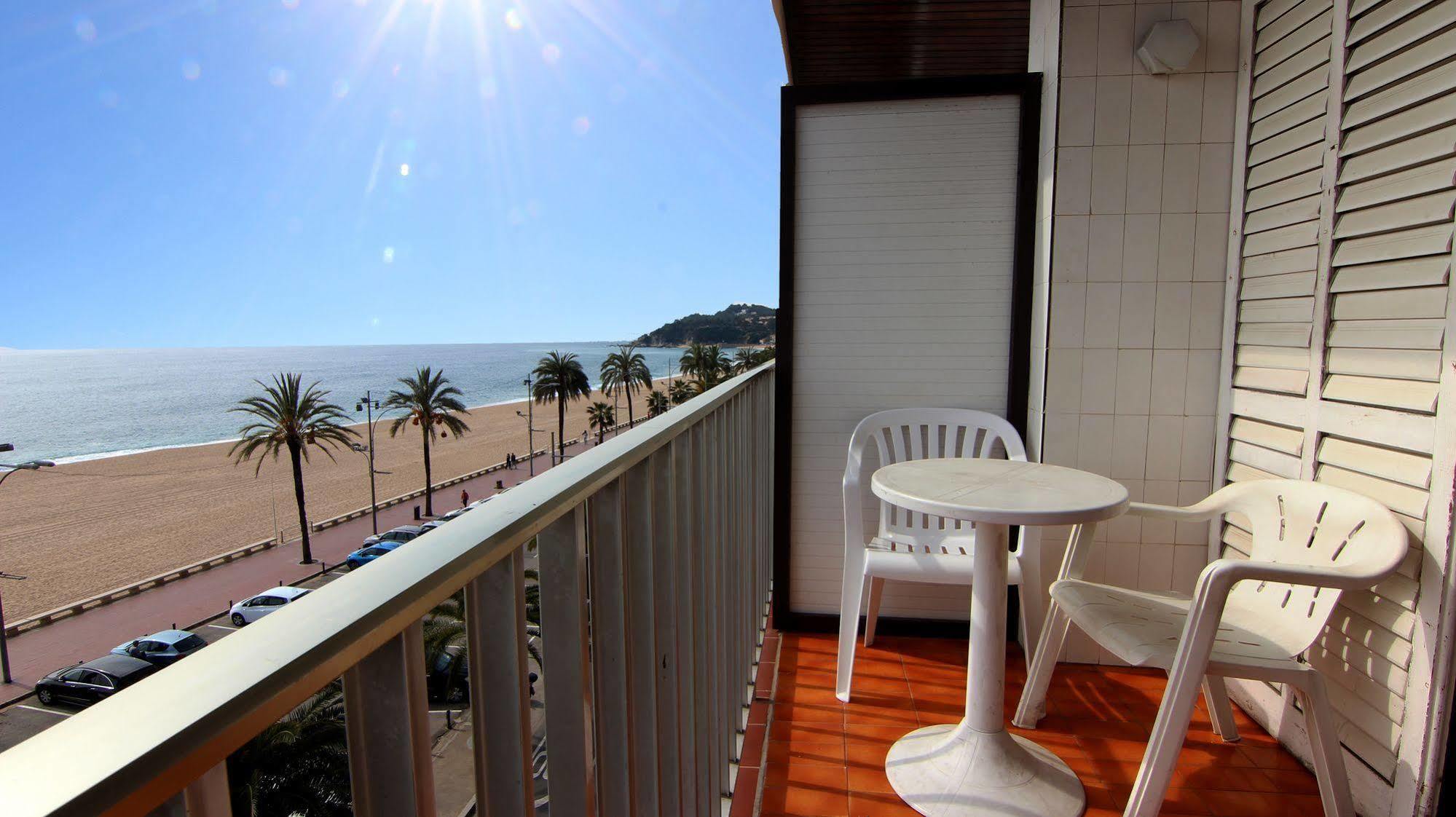 Apartamentos Zodiac Lloret de Mar Ngoại thất bức ảnh