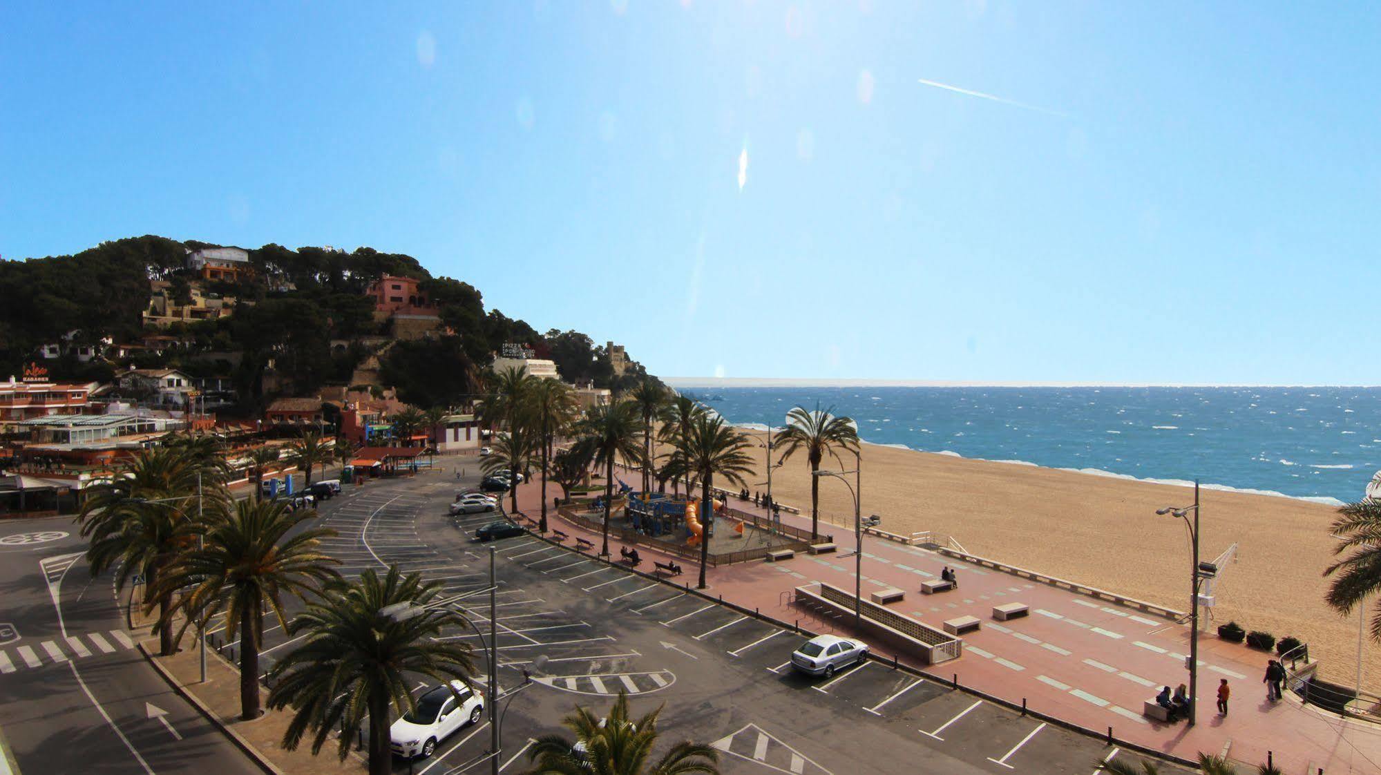 Apartamentos Zodiac Lloret de Mar Ngoại thất bức ảnh