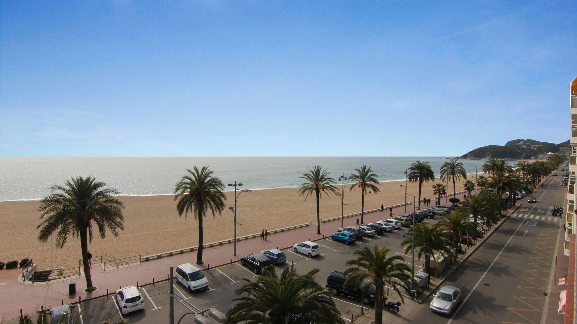 Apartamentos Zodiac Lloret de Mar Ngoại thất bức ảnh