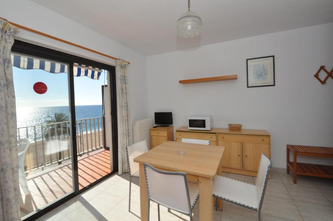 Apartamentos Zodiac Lloret de Mar Ngoại thất bức ảnh