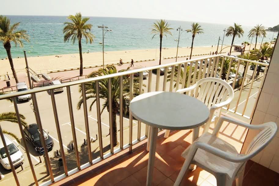 Apartamentos Zodiac Lloret de Mar Ngoại thất bức ảnh