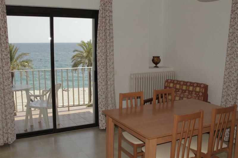 Apartamentos Zodiac Lloret de Mar Ngoại thất bức ảnh
