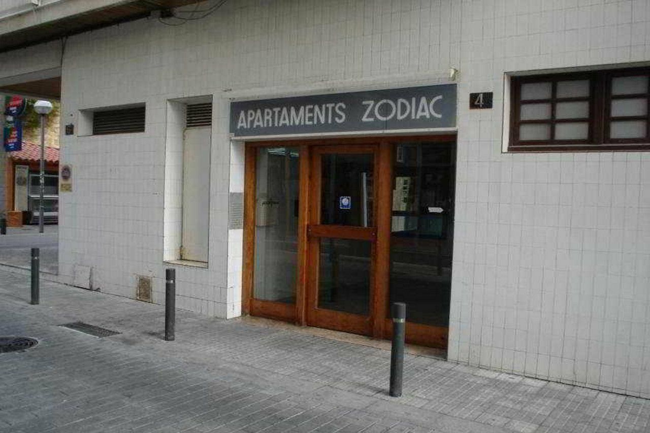 Apartamentos Zodiac Lloret de Mar Ngoại thất bức ảnh